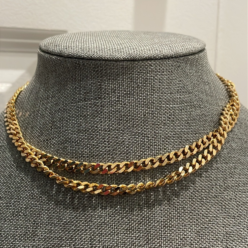 Gold Tone Link Chain Necklace - Picture 5 of 9